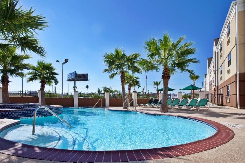 Candlewood Suites Galveston an IHG Hotel - image 38