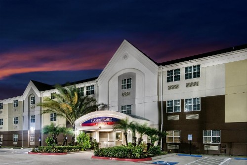 Candlewood Suites Galveston an IHG Hotel - image 9