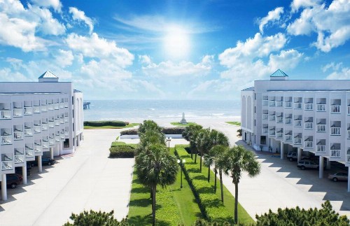 Casa Del Mar Beachfront