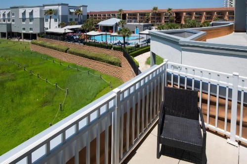 Courtyard by Marriott Galveston Island - image 11