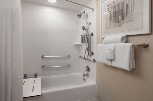 Courtyard by Marriott Galveston Island - image 12