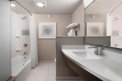 Courtyard by Marriott Galveston Island - image 13
