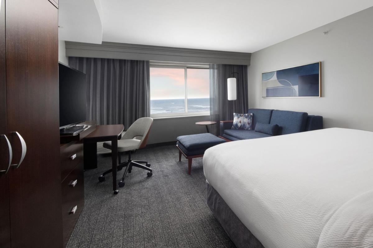 Courtyard by Marriott Galveston Island - image 5