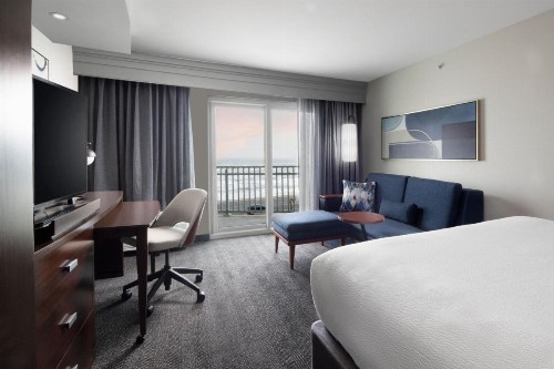 Courtyard by Marriott Galveston Island - image 8