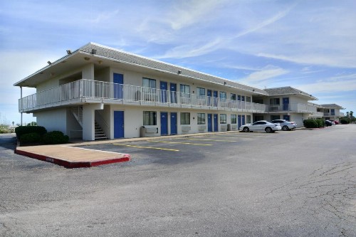 Motel 6-Galveston TX - image 13