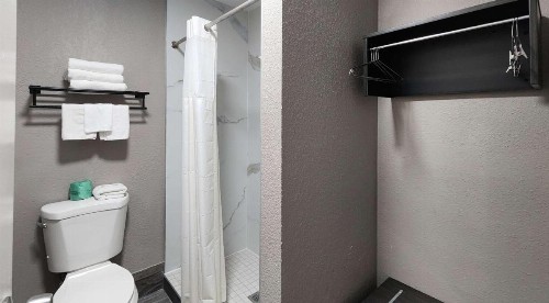 Motel 6-Galveston TX - image 3