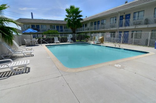 Motel 6-Galveston TX - image 34