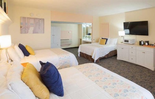 Gaido's Seaside Inn - image 10