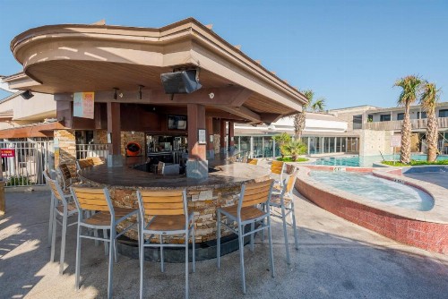 Gaido's Seaside Inn - image 21