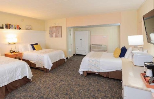 Gaido's Seaside Inn - image 8