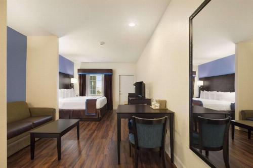 Days Inn & Suites by Wyndham Galveston West/Seawall - image 13