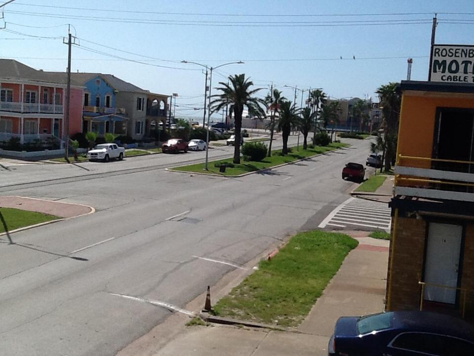Rosenberg Motel - image 3