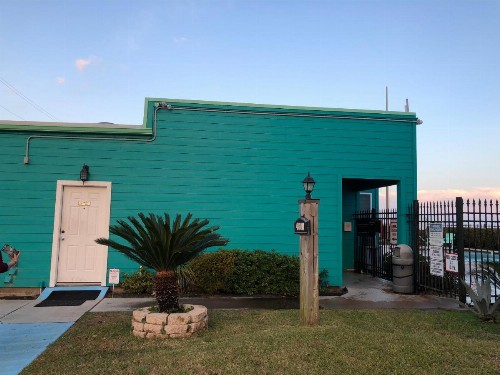 Four Seasons on the Gulf - image 13