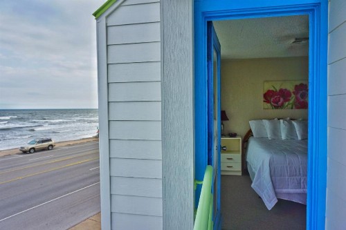 Four Seasons on the Gulf - image 33