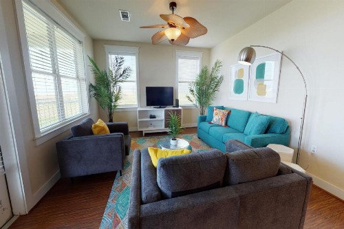 Ocean Breeze - image 12
