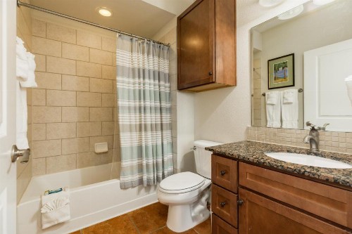 Beach Retreat - image 12