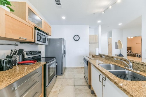 Galveston Oceanfront - image 28