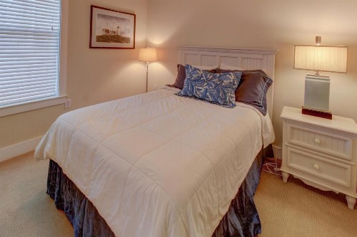 Southern Comfort - image 5