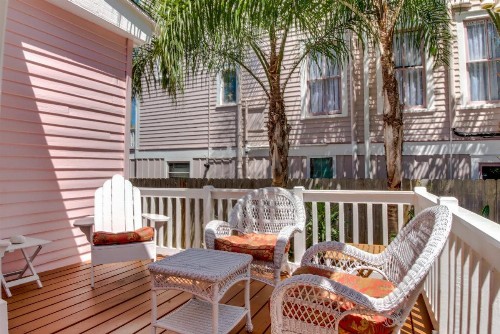 Galveston Victorian House - image 8