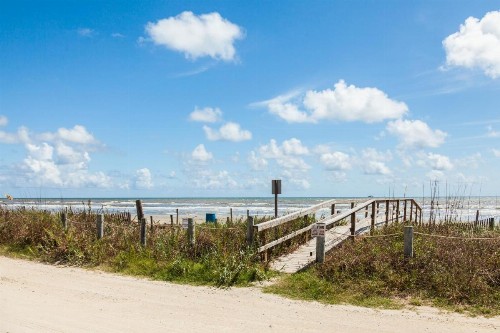 Beach Oasis - image 7
