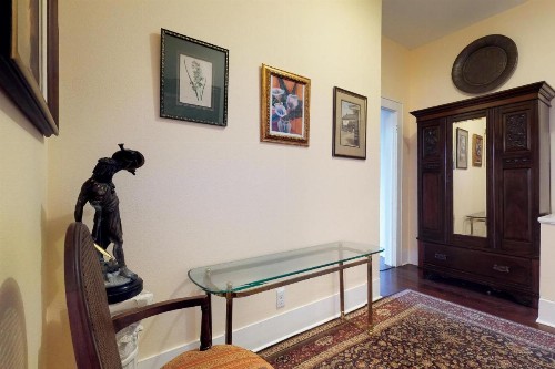 19th Street Retreat - image 6