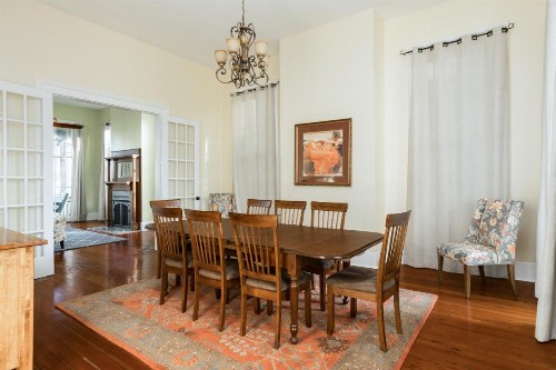The Shaw House - image 11