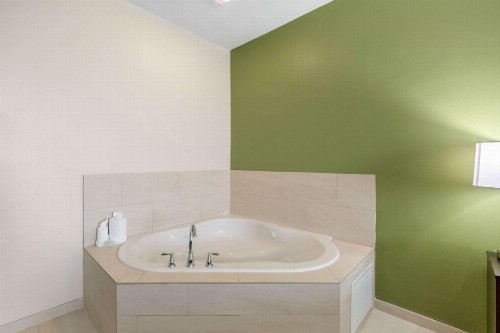 Sleep Inn - image 36