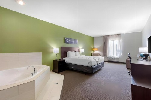 Sleep Inn - image 40