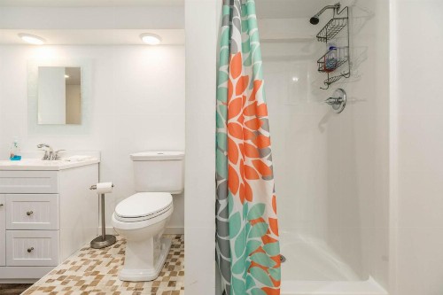 38th Street Retreat - Downstairs Level - image 10