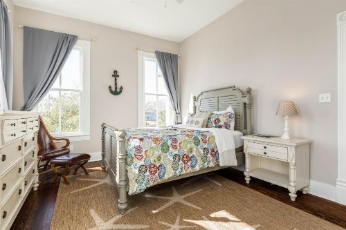 38th Street Retreat - Upstairs Level - image 7