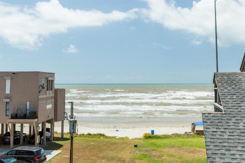 13 Palms - image 6