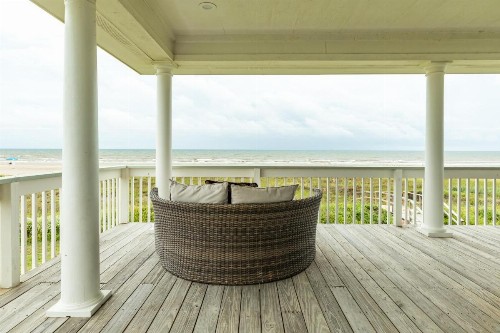 Oceanside Paradise - image 1