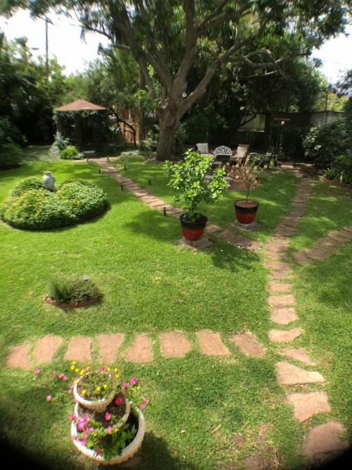 Avenue O Bed and Breakfast - image 40