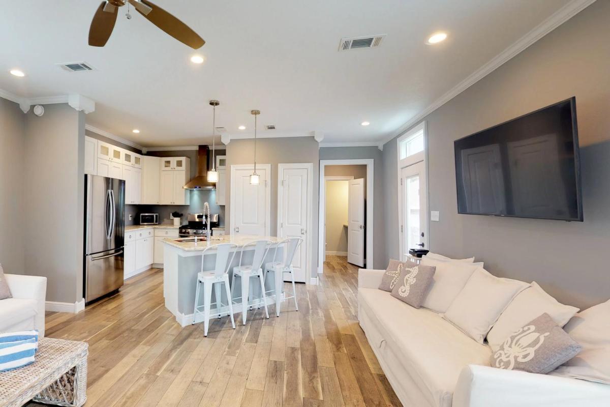 The Breezy Bungalow - image 6