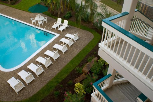 Casa Del Mar Beachfront Suites Onsite Team - image 1