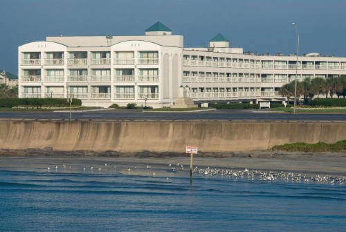 Casa Del Mar Beachfront Suites Onsite Team - image 8