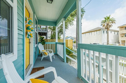 The Beachin' Bungalow - image 10