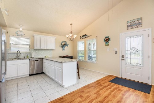 Surf Shack - image 10