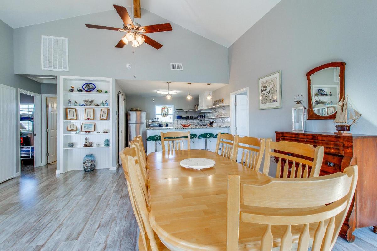 Blue Ribbon Cottage - image 7