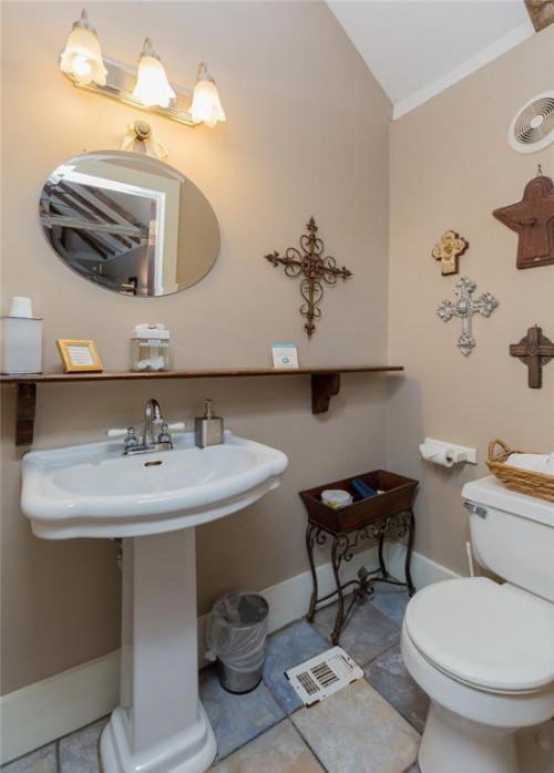 Coppersmith Inn B&B - image 1