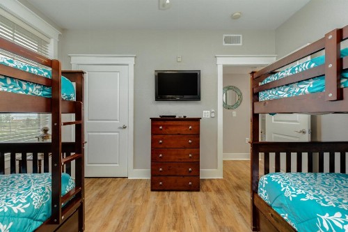 The Oasis - image 8