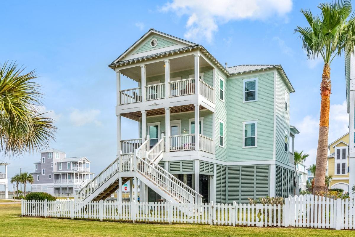 Seahorse Villa - main image
