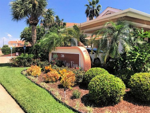 Sandpiper Stay Condo - Pool Near Beach and Seawall! - image 17