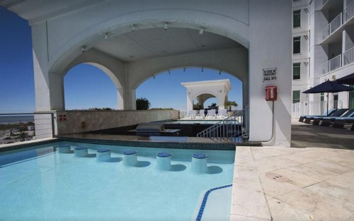 Emerald by the Sea Condo with Beach View - image 7