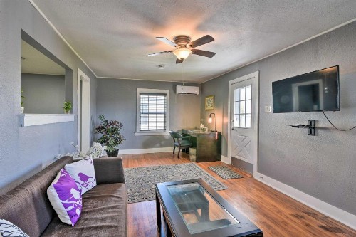 Walkable Galveston Apartment 1 Mi to Seawall - image 3