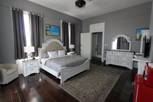 The George Manor Apt 1 Mi to Poretto Beach - image 38