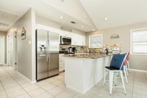 Sea Isle Splendor - Beautiful Wide Bay Water Canal Views - Outdoor Bar - Easy Walk to Beach! - image 8