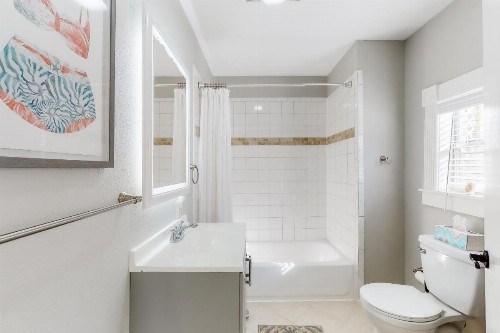 Bright & Beachy - image 9