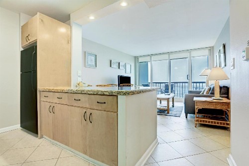 Exceptional Vacation Home in Galveston condo - image 8