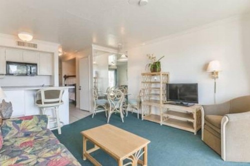 Beach Condo with Pools and View - image 10